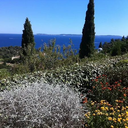 Ferienhaus Maison Calme Tres Belle Vue Lavandou